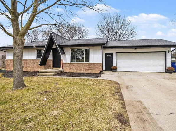 923 Wheelock St, Freeland, MI 48623