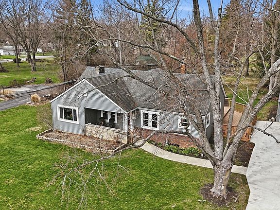 3rd image of 4051 Trier Rd