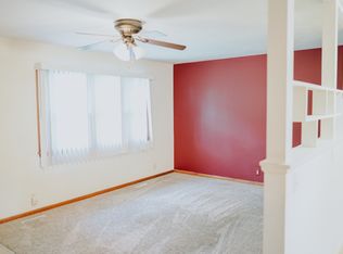 5517 N 61st St, Omaha, NE 68104