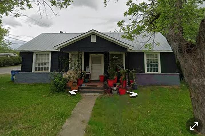 2nd image of 1325 N Heideke St