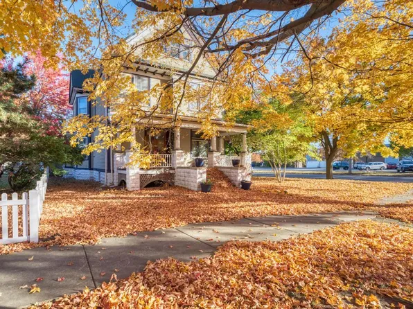 214 W North St, Morris, IL 60450