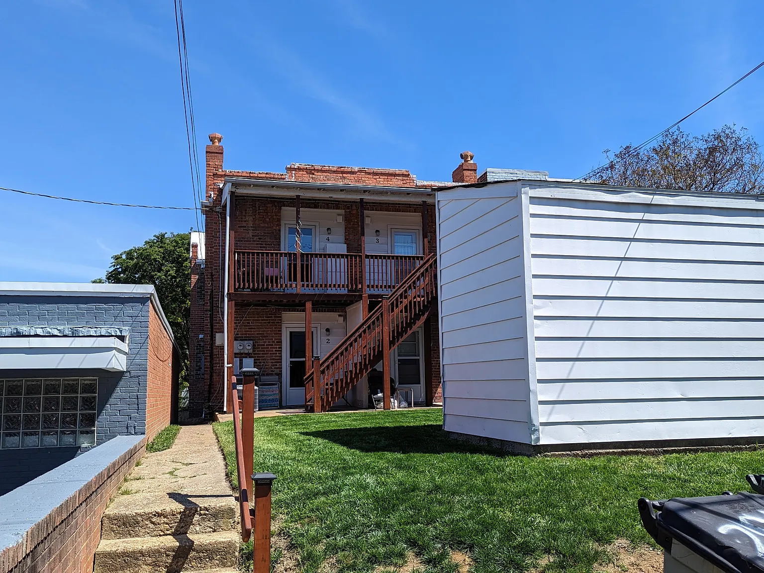1 bed, 900 sqft, $1,595 — Photo 2