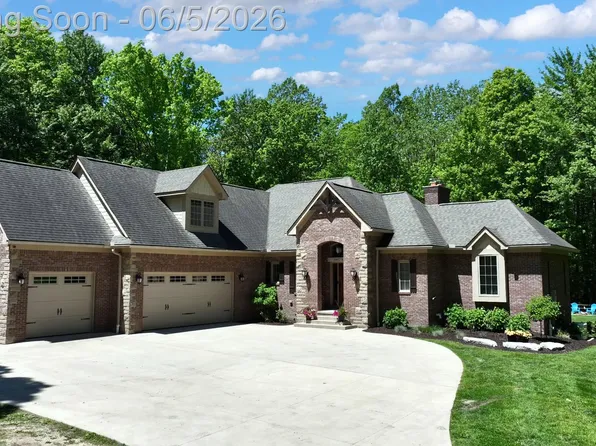 3957 Mill Lake Rd, Orion, MI 48360