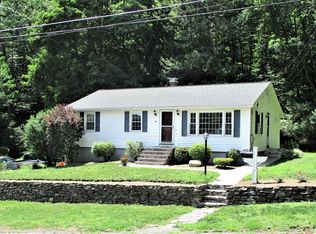 141 Senna Rd, Fitchburg, MA 01420