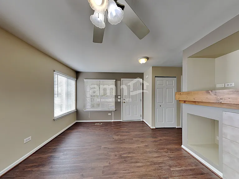 2462 Mayfield Ct — Photo 5