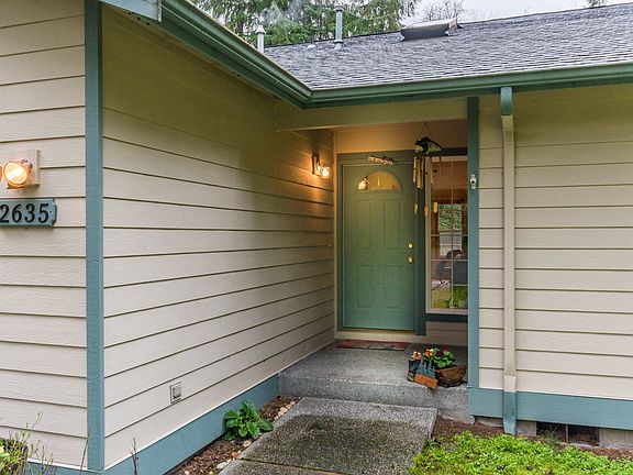 3rd image of 2635 Oyster Way