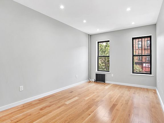 5th image of 482 Tompkins Ave #2