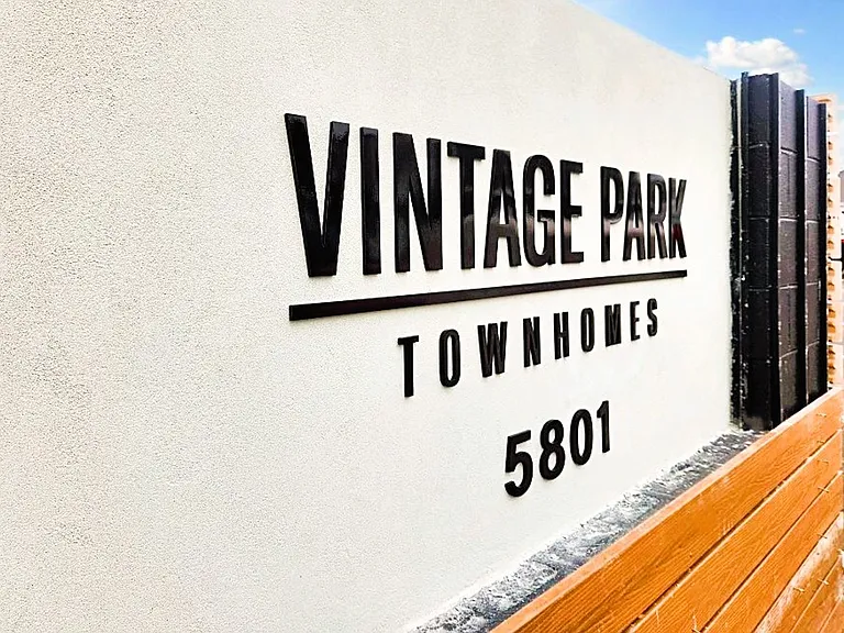Vintage Park Townhomes — Photo 34