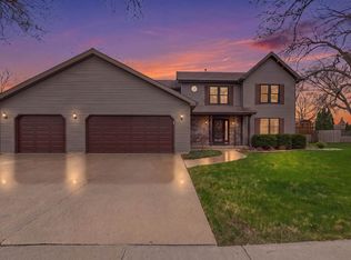 1630 Maricopa Dr, Oshkosh, WI 54904