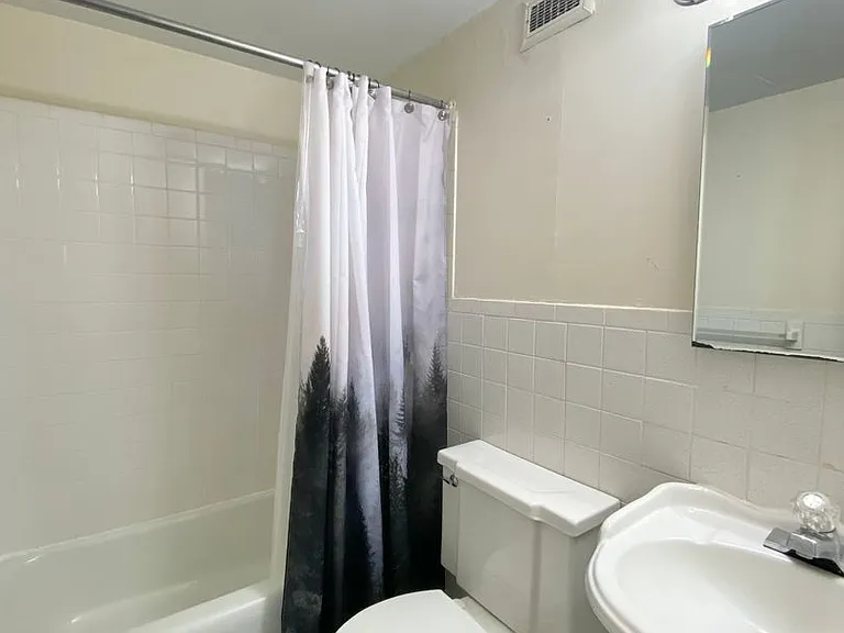 1520 Senate St #188 — Photo 11