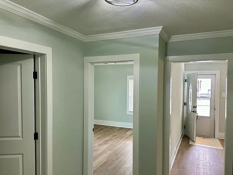 1405 Anderson St — Photo 17