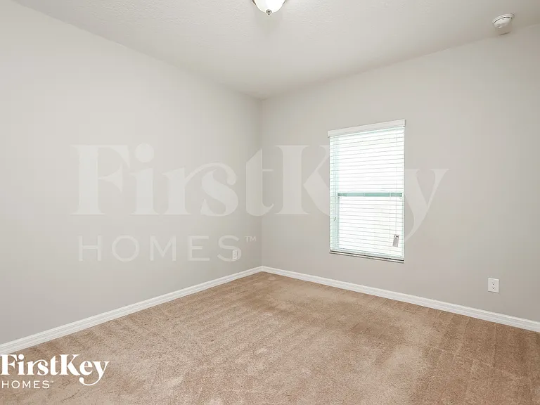 4748 Rockvale Dr — Photo 12