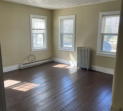 4th image of 120 Washington St #2