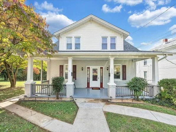 1205 15th St SE, Roanoke, VA 24013