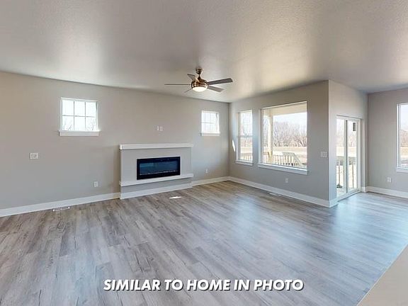 4th image of 792 McIntosh Ct