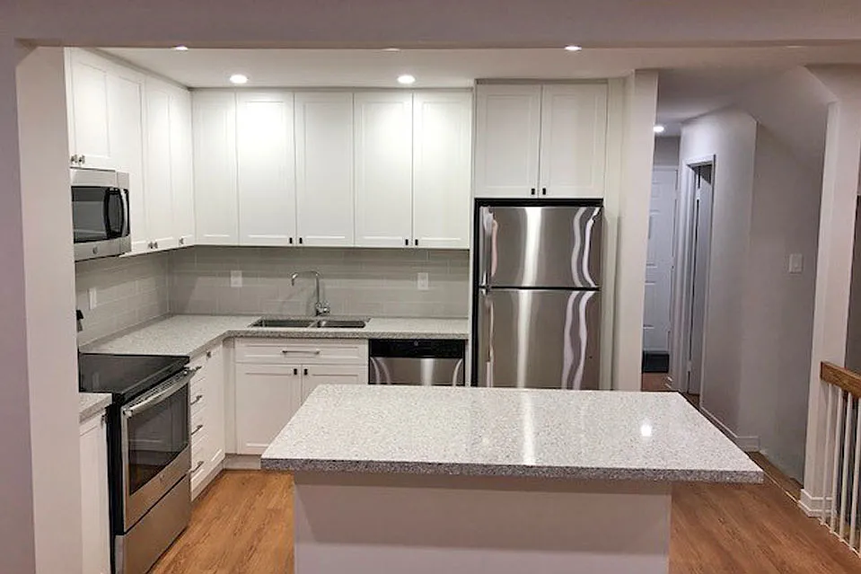 Waterford Townhouses — Photo 2