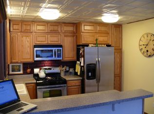 9273 Franlo Rd, Eden Prairie, MN 55347