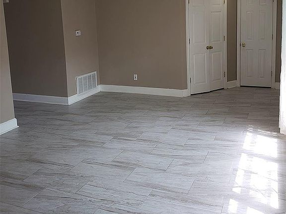 5th image of 2362 Triway Ln #157