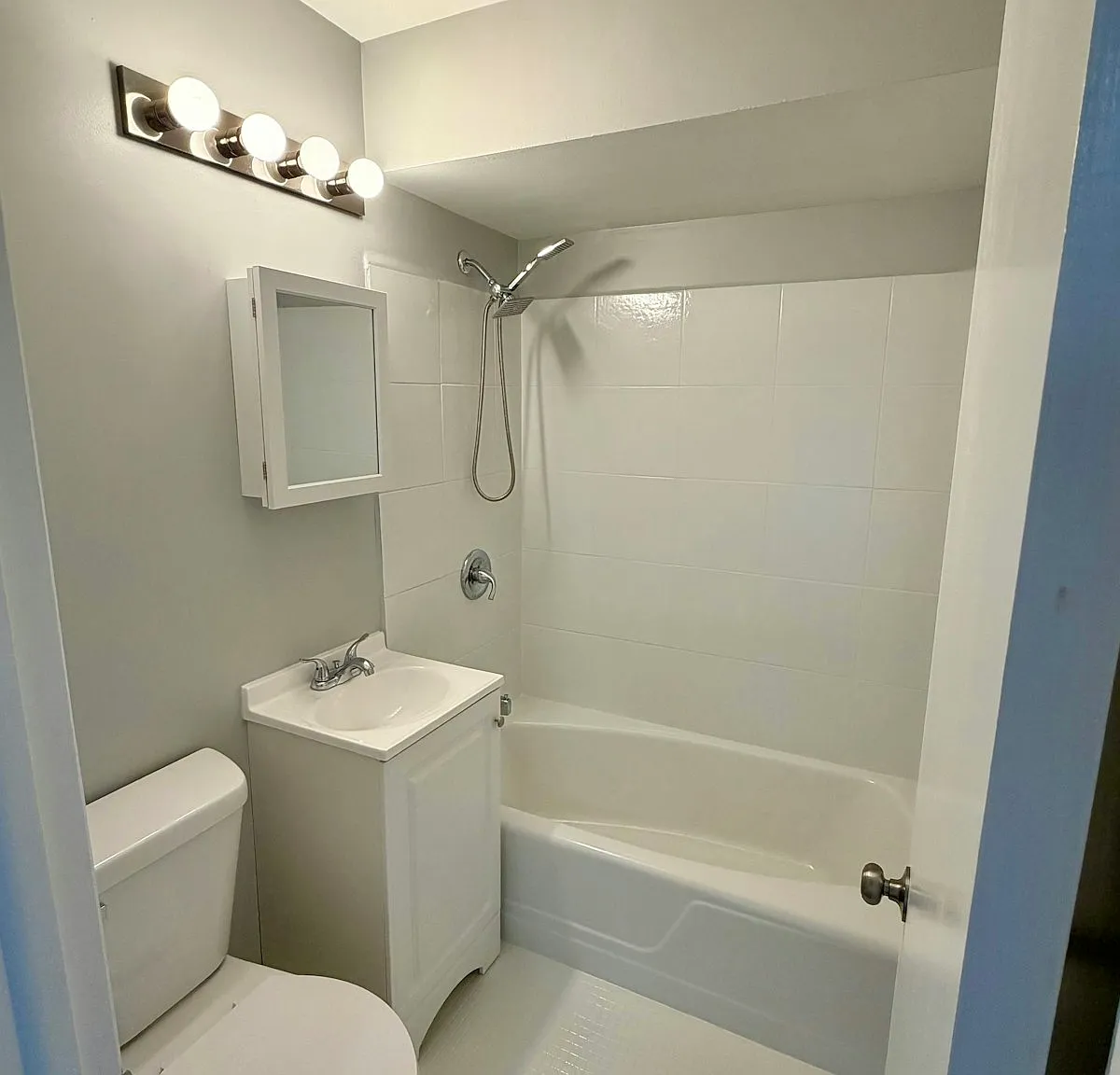 2741 West 87th Street, Unit 2E — Photo 4