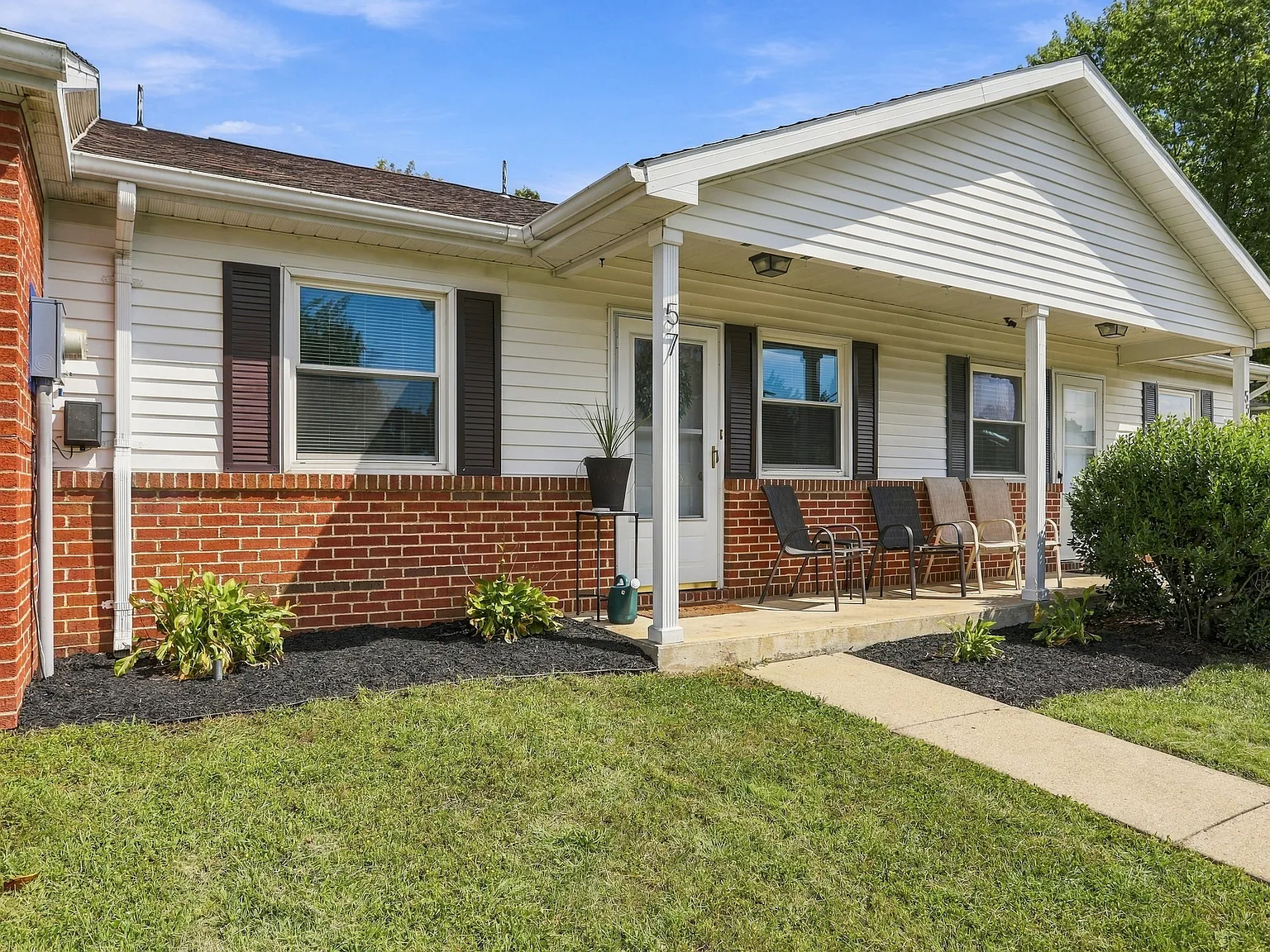 1 bed, 772 sqft, $1,400 — Photo 3