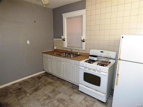 5th image of 4542 Fair Ave