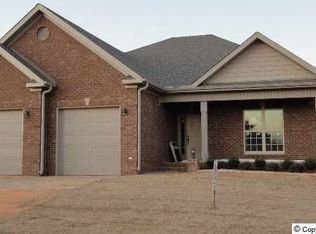 302 Beaver Ridge Trl, Huntsville, AL 35824