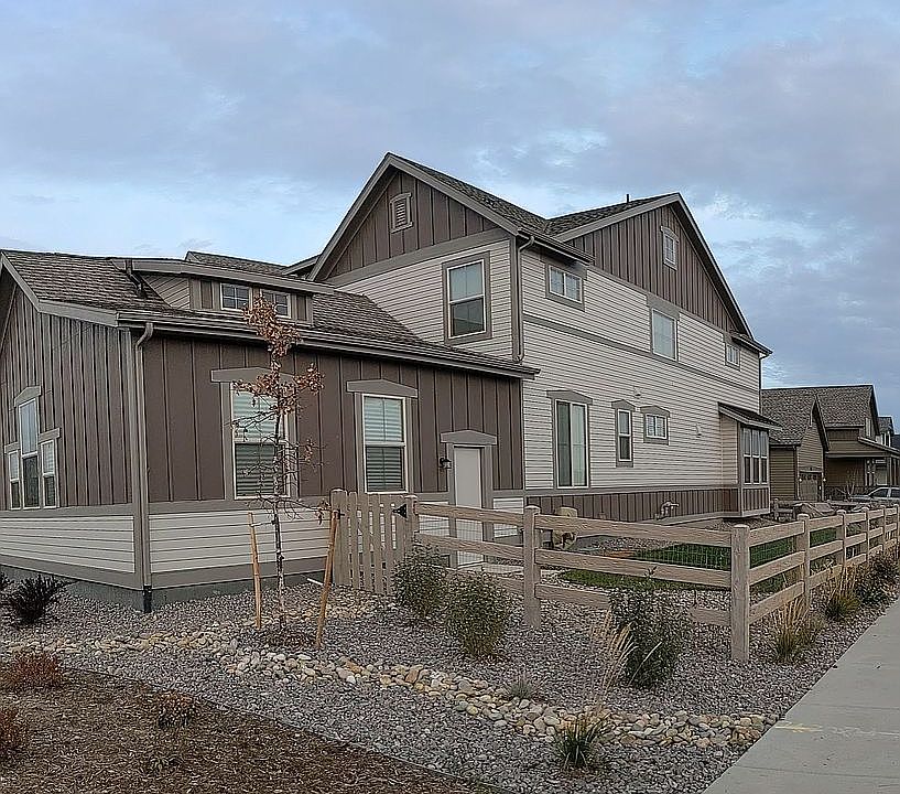 2nd image of 9646 Bear River St