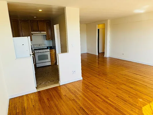 Sold by Trusted Property Advisors Corp | media 16