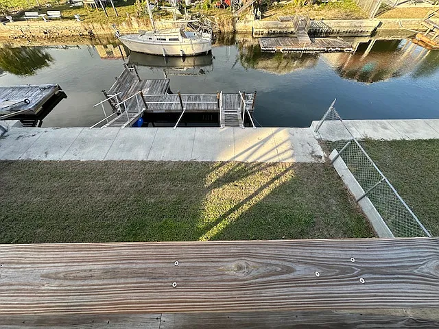 6829 Puffin Ln — Photo 12