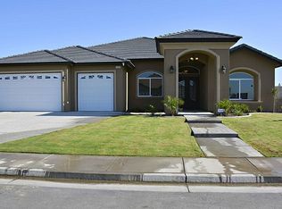4000 Lasso Ct, Bakersfield, CA 93313
