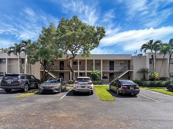 3rd image of 8530 Old Country Mnr APT 126