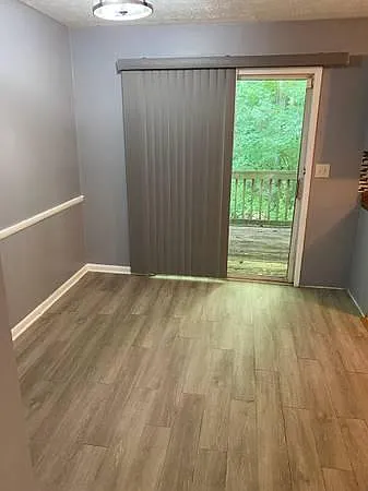 2 bed, 1.5 bath, $1,350 — Photo 4