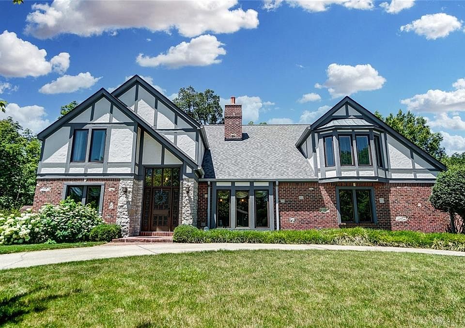 1st image of 9455 Meadow Woods Ln