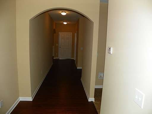 5th image of 327 Flowing Meadows Dr