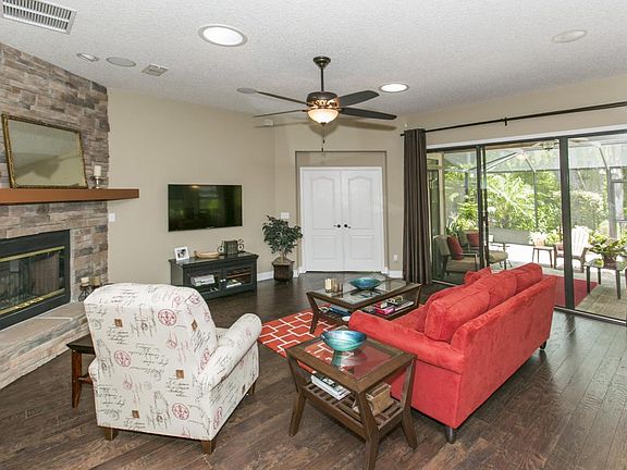 5th image of 120 S Arabella Way