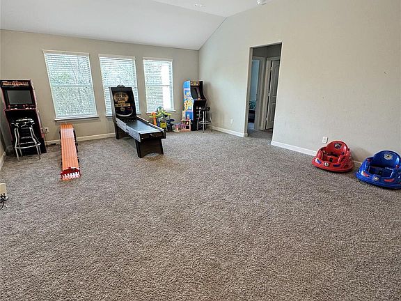 3rd image of 4922 Lacebark Pine Trl