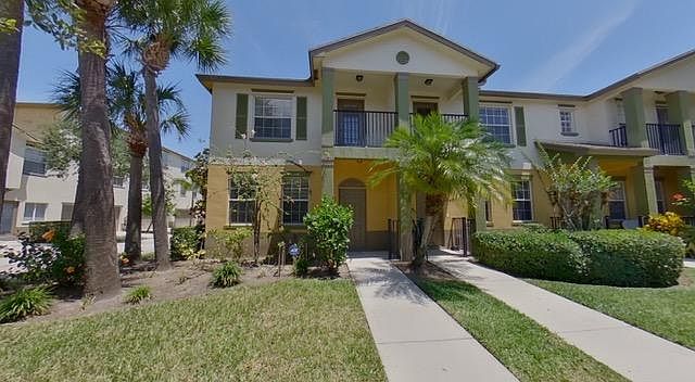 1st image of 2145 SE Grand Dr