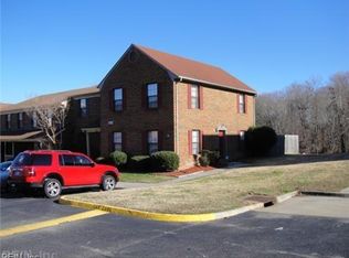 357 Circuit Ln APT F, Newport News, VA 23608