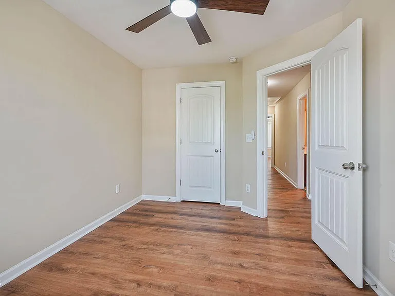 2120 Junewood Ln — Photo 20