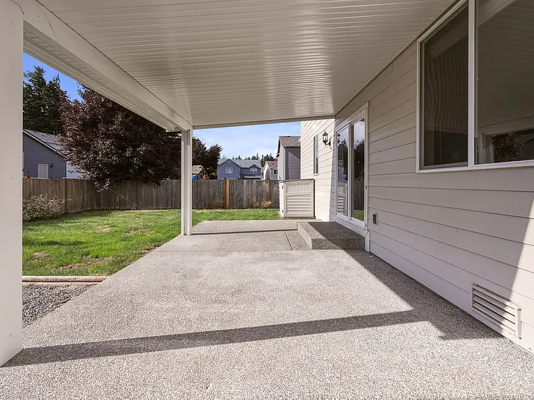 7003 Alta Vista Dr SE — Photo 44