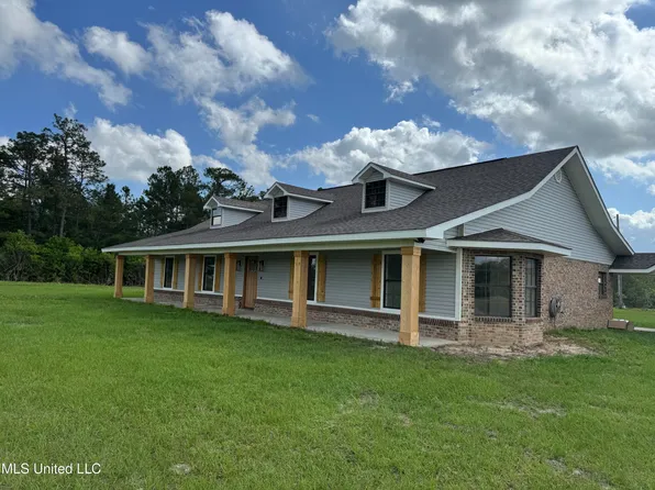 20118 Highway 603, Kiln, MS 39556