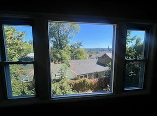 209 N School St, Grass Valley, CA 95945