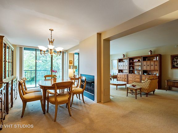 4th image of 1633 2nd St APT 306