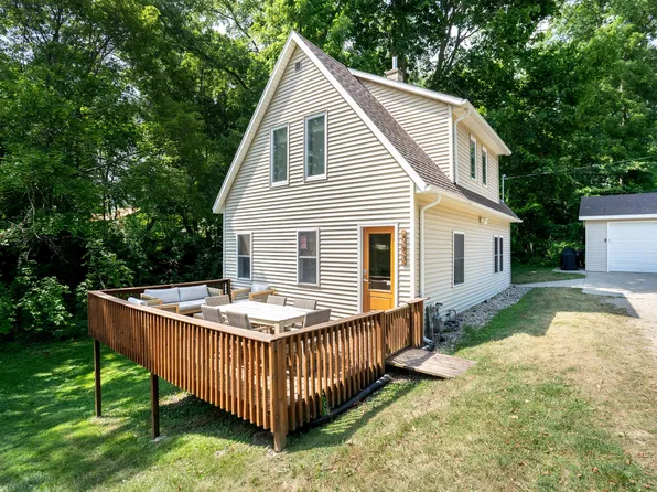 753 Superior St, South Haven, MI 49090