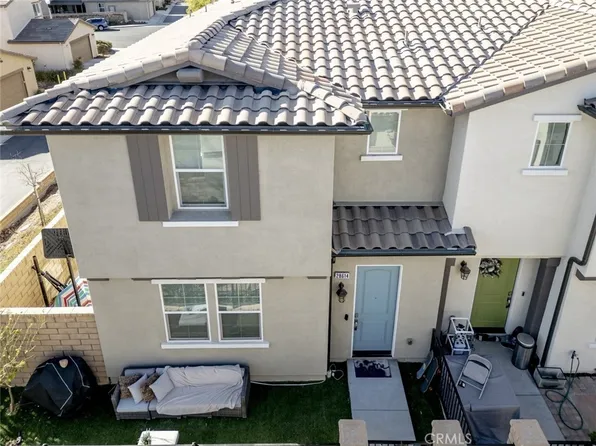 28614 Jardineras Dr, Santa Clarita, CA 91354