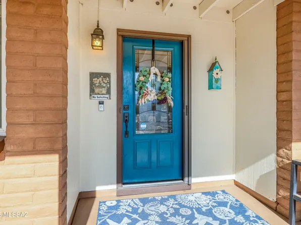 6745 N Amahl Dr, Tucson, AZ 85704