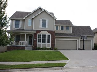 17063 Drexel St, Omaha, NE 68135