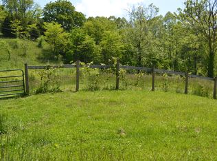 6452 Maxey Valley Rd, Hustonville, KY 40437