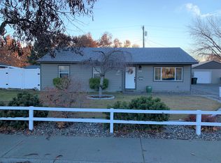 1103 Acacia Ave, Richland, WA 99354