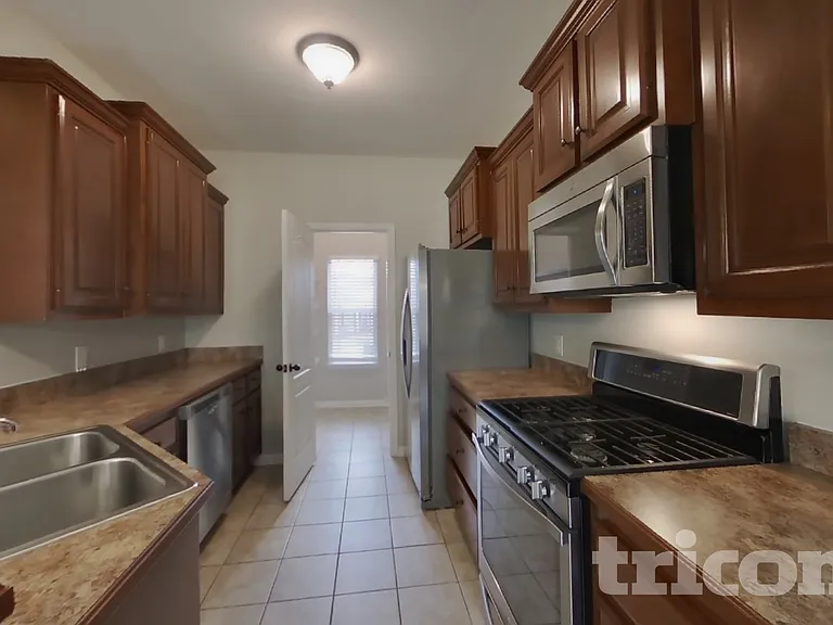 110 Cottage Trce — Photo 5
